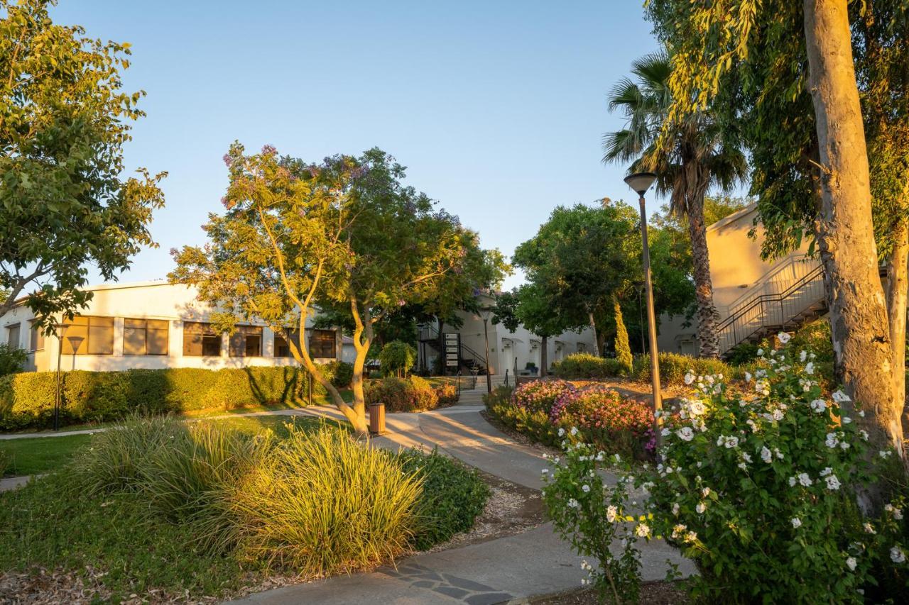 Keshet Yehonatan Country Lodging Экстерьер фото